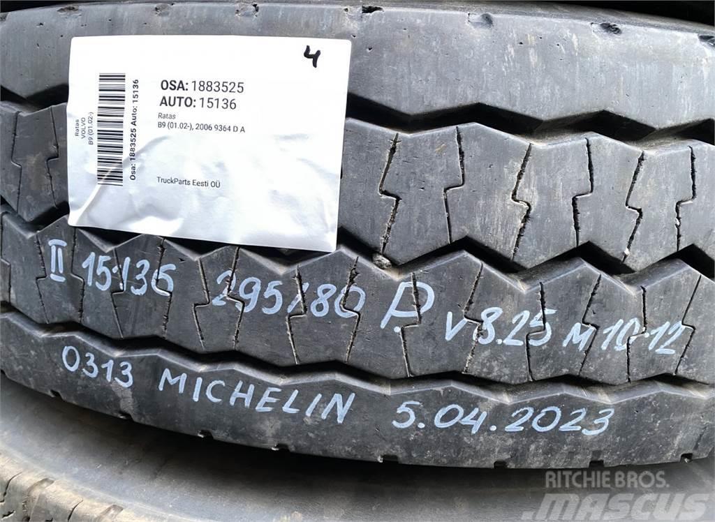 Michelin B9 Banden, wielen en velgen