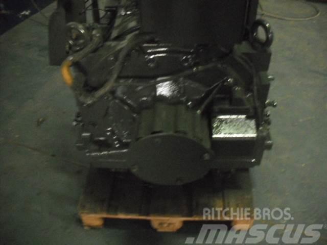 Komatsu HD605-7 gearbox Transmission Starre dumptrucks