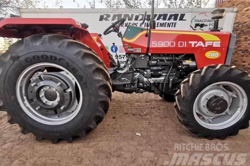 Tafe 5900 4WD Tractoren