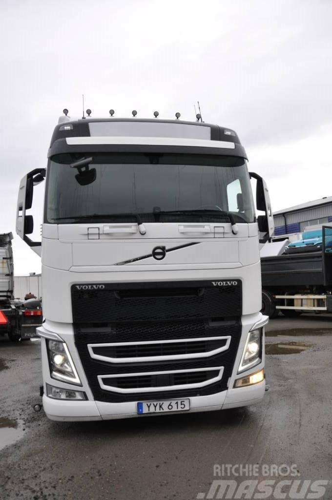 Volvo FH540 6X2 Euro 6 Chassis met cabine
