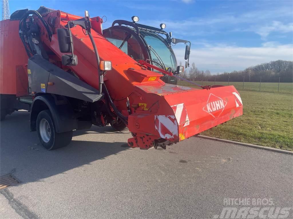 Kuhn SPW Intense 22.2 CL Selbstfahrer Mengvoedermachines