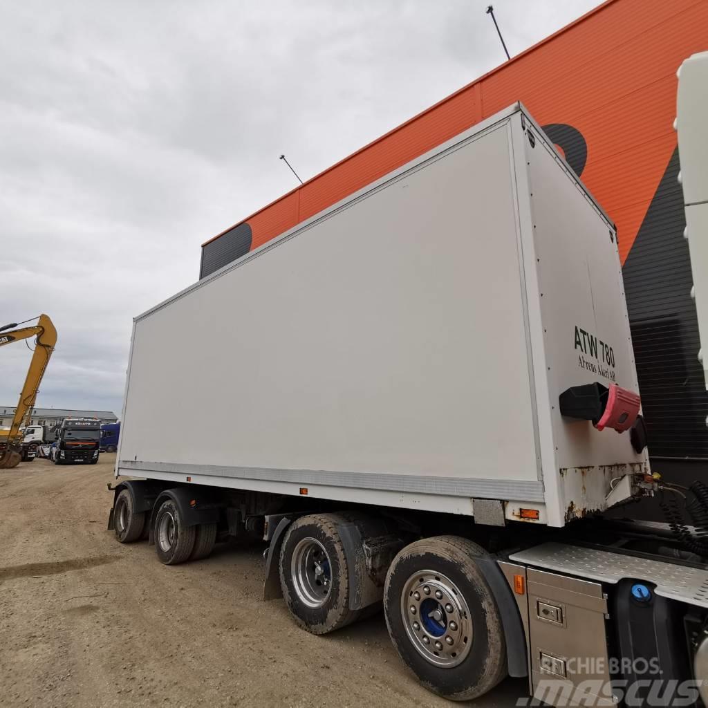 Parator VX 15-20 Gesloten opbouw trailers