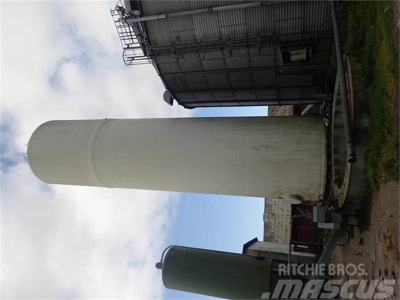 Tunetank glasfiber silo 210 m3 Uitkuilmachines