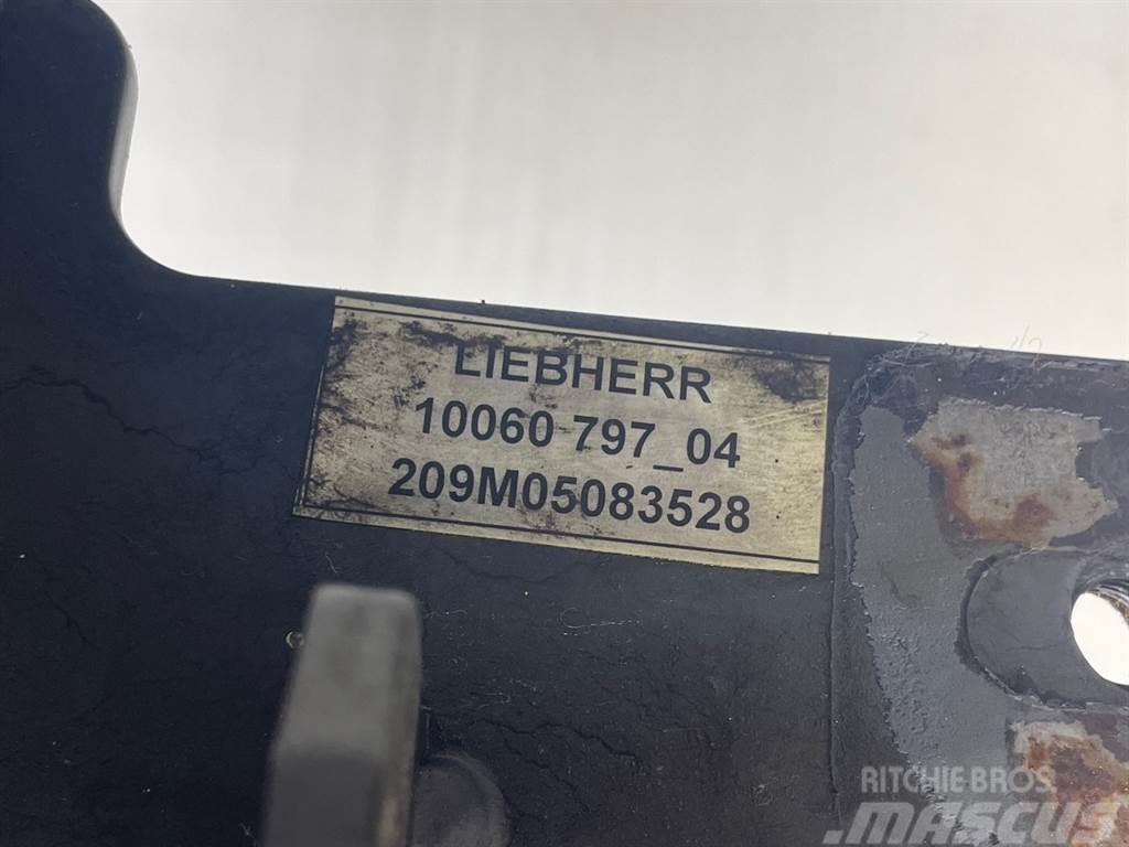 Liebherr A934C-10060797-Frame backside right Chassis en ophanging