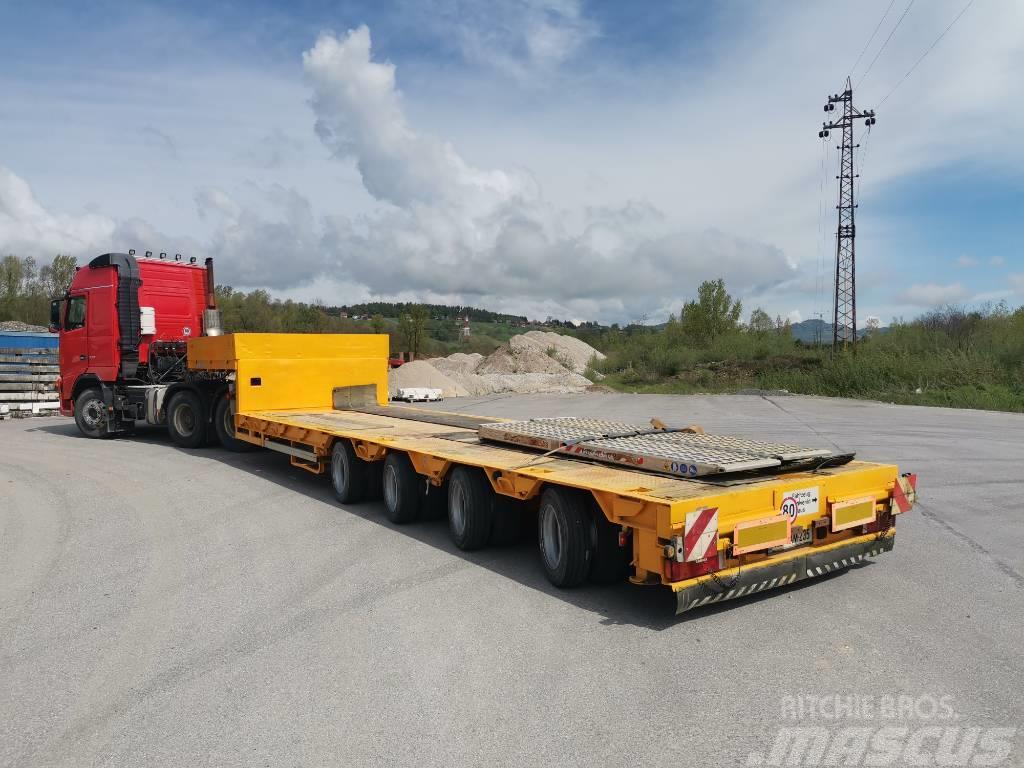 Goldhofer STZ L4 Low loader-semi-trailers