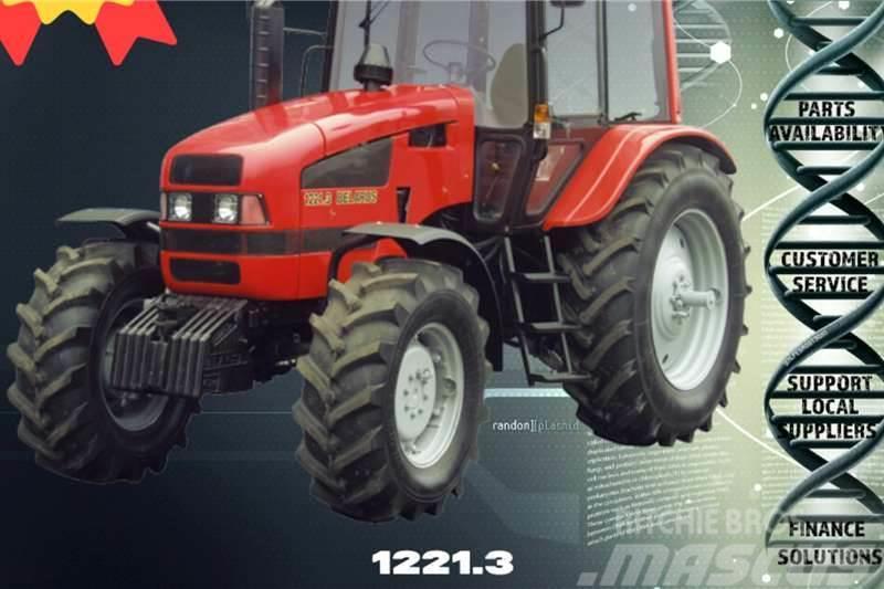 Belarus 1221.3 4wd cab tractors (97kw) Tractoren