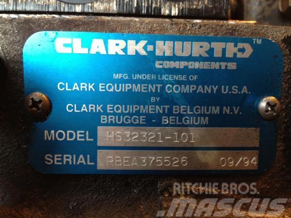 Timberjack 1210 Clark Powershift Transmissie