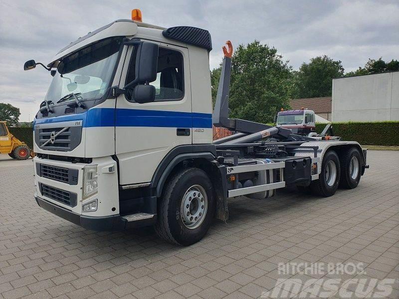 Volvo FM 12.420 Vrachtwagen met containersysteem