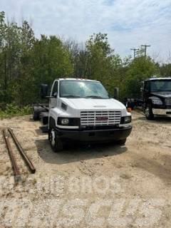 GMC 5500 Chassis met cabine