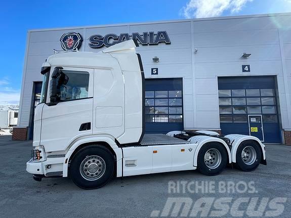 Scania R590A6x4NB, tandemløft Trekkers
