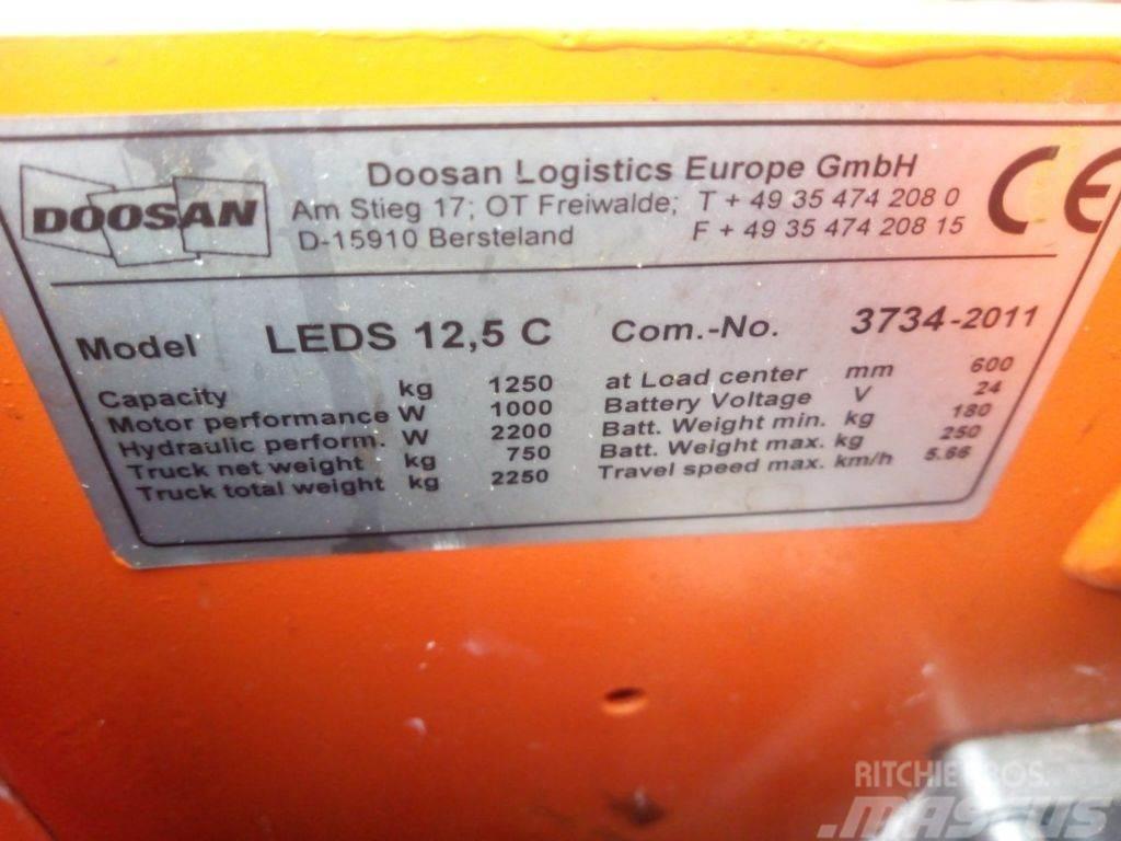 Doosan LEDS 12,5C Stapelaar meeloop