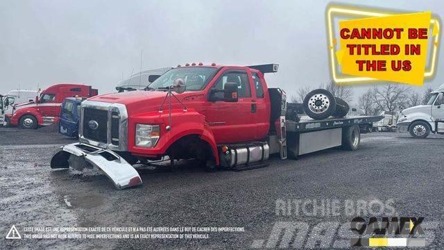 Ford F-750 DAMAGED TOW TRUCK Trekkers