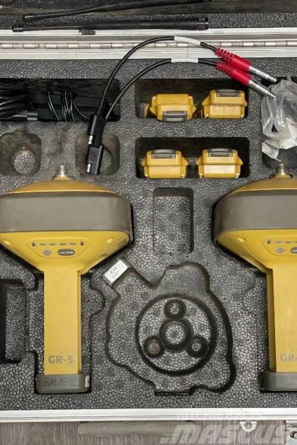 Topcon GR-5 Base and Rover Kit Overige componenten