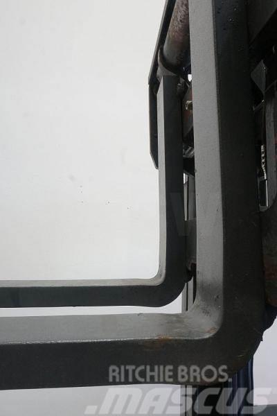Linde R 14 1120-01 Reachtruck voor hoog niveau