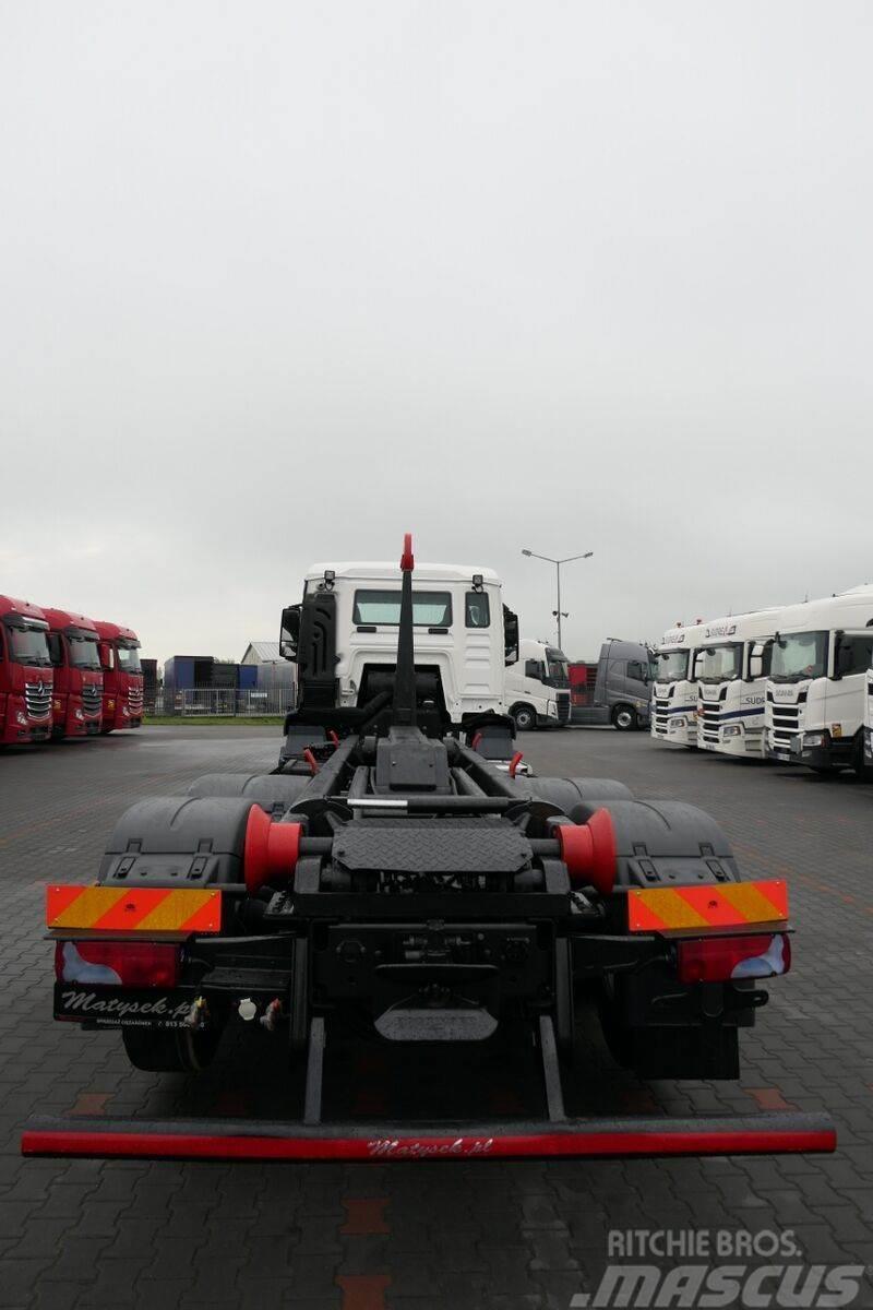 MAN TGS 26.420 Vrachtwagen met containersysteem