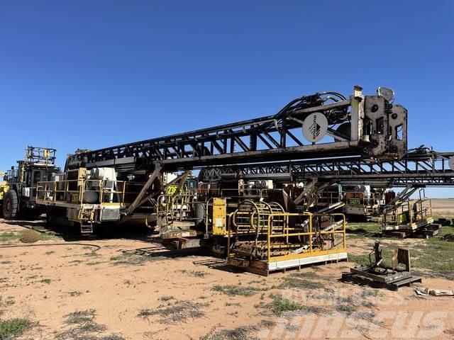 Bucyrus SKSS-16 Surface drill rigs