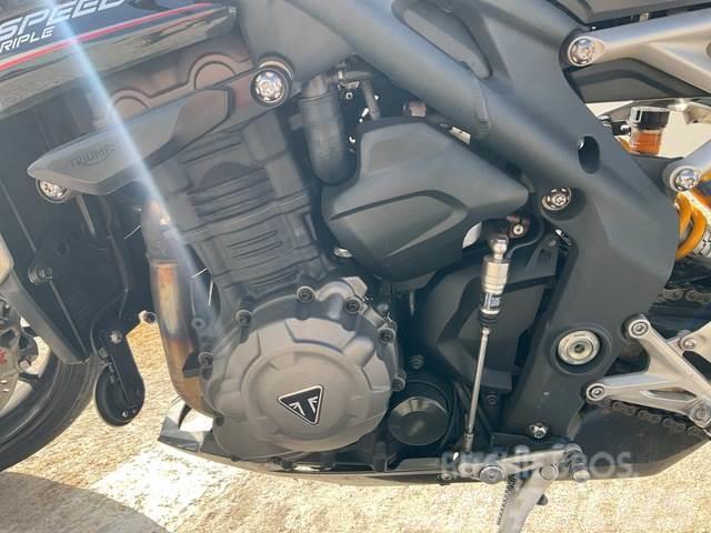 Triumph Speed Triple 1200RD Anders