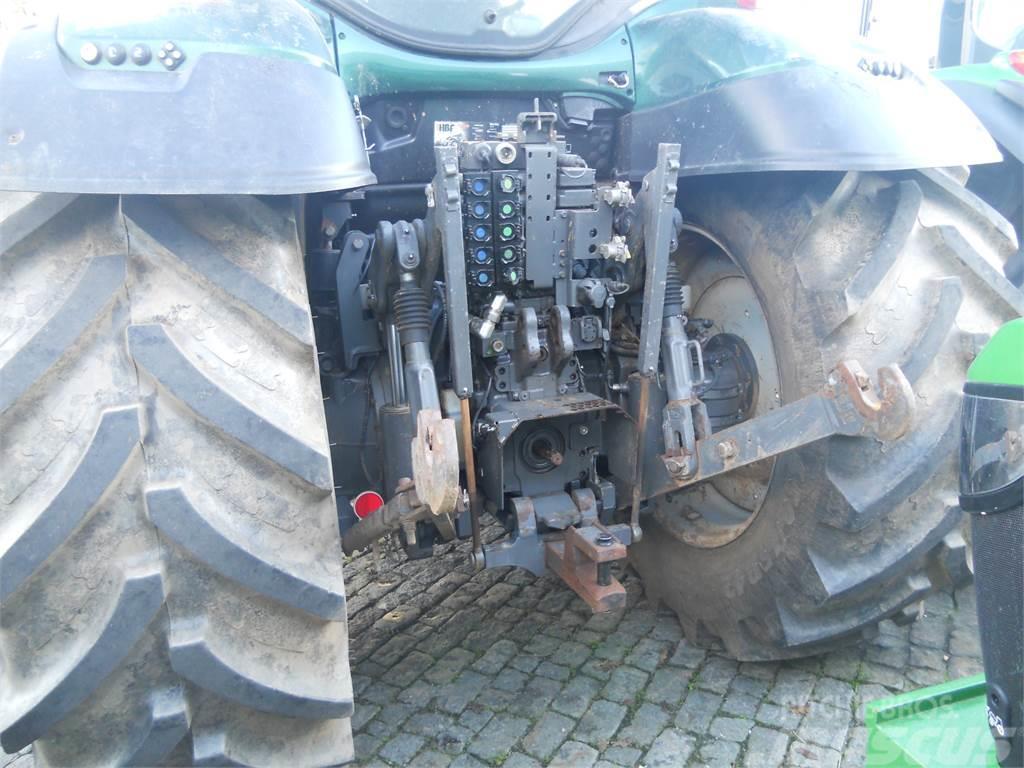 Valtra T174 Tractoren