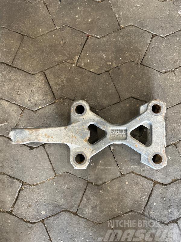 Scania  BRACKET 1739881 Chassis en ophanging