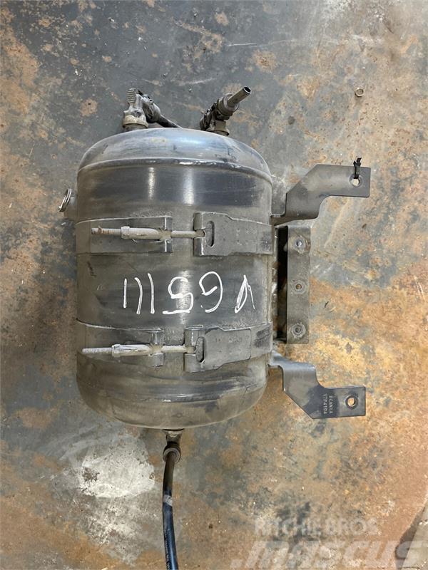 Scania  Compressed air tank 1448883 / 2773712 Chassis en ophanging