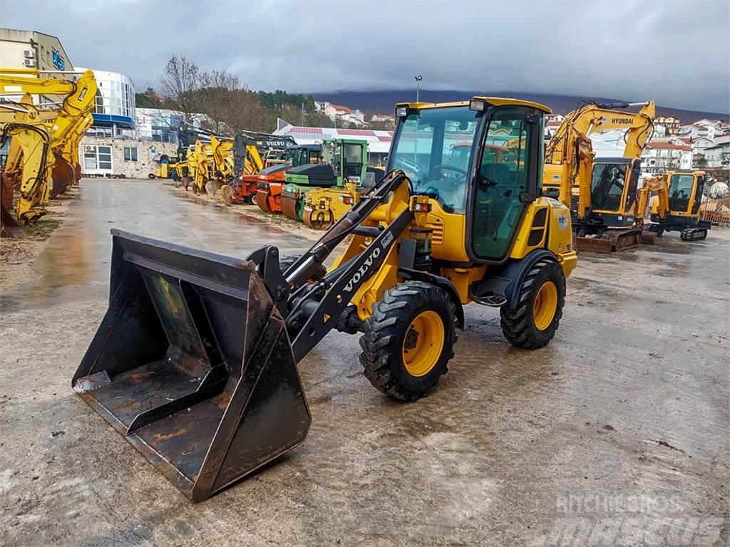 Volvo L25F Anders