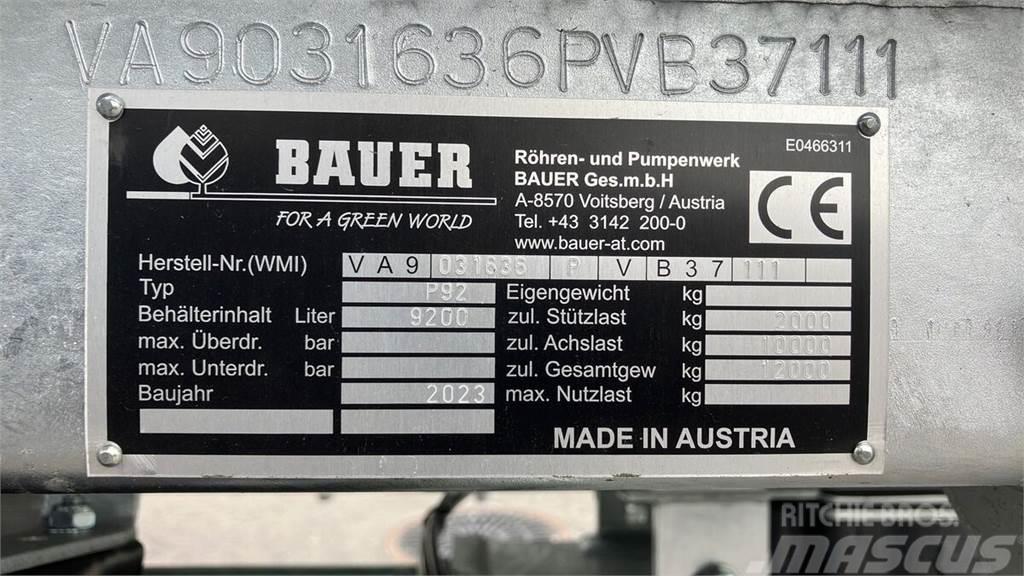Bauer P 92 Drijfmesttanks