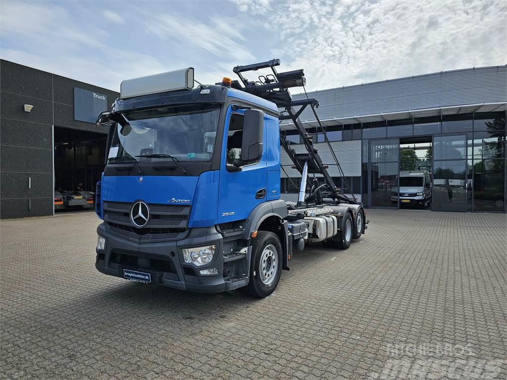 Mercedes-Benz Antos 2546 6x2 Euro 6 Containertrucks met kabelsysteem