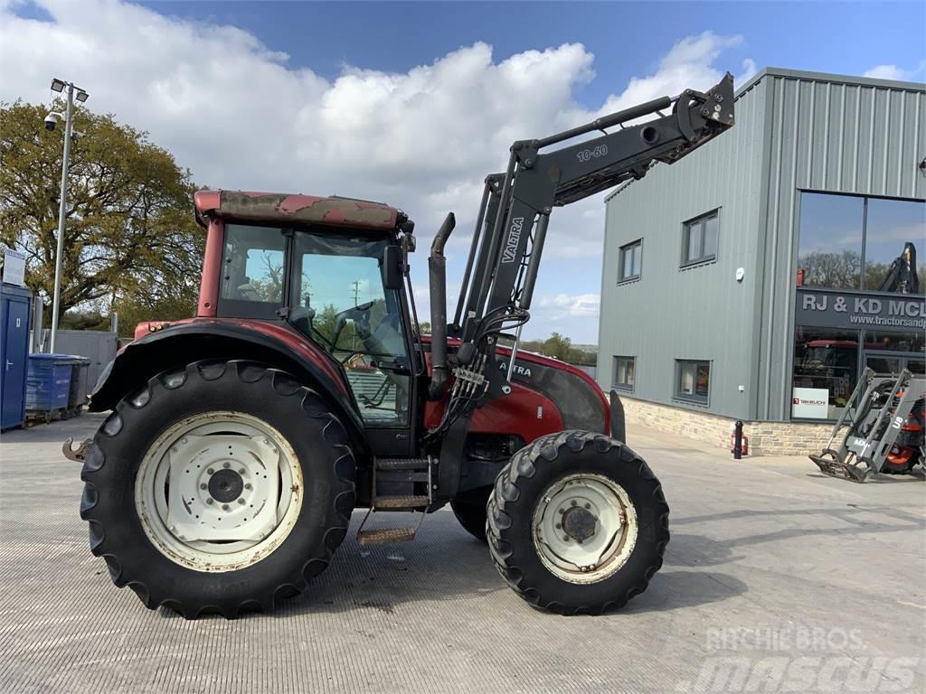 Valtra C100 Tractor (ST19519) Anders