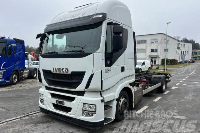 Iveco Stralis 420 4x2 Chassis met cabine
