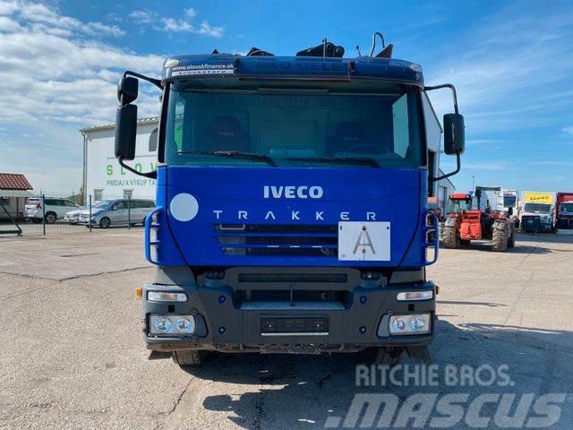 Iveco TRAKKER 440 6x4 for containers with crane,vin872 Vrachtwagen met containersysteem