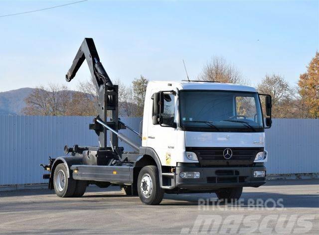 Mercedes-Benz ATEGO 1218 * ABROLLKIPPER * TOPZUSTAND Vrachtwagen met containersysteem