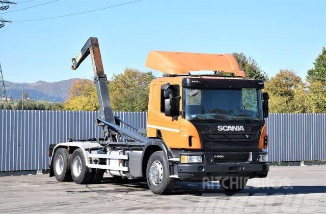 Scania P 440 Abrollkipper * 6x4* Top Zustand ! Vrachtwagen met containersysteem