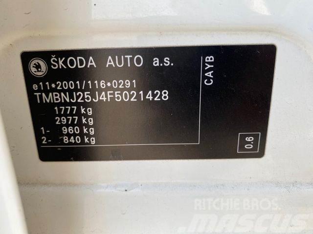 Skoda Roomster 1.6l TDI Active vin 428 Gesloten bedrijfswagens