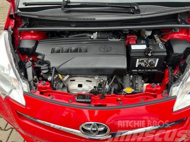 Toyota Verso-S Life mit Automatikgetriebe Euro 5 Auto's