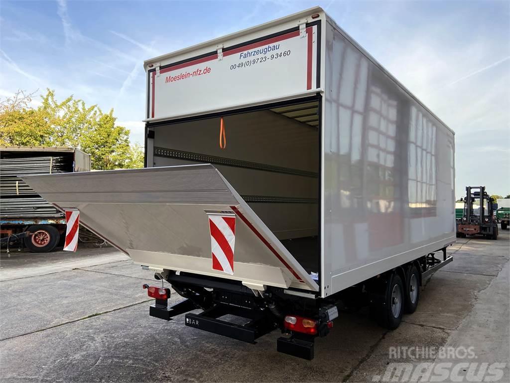 Möslein TK0105D-L Weiß Tandem Koffer, Ladebordwand 1,5 t  Gesloten opbouw trailers