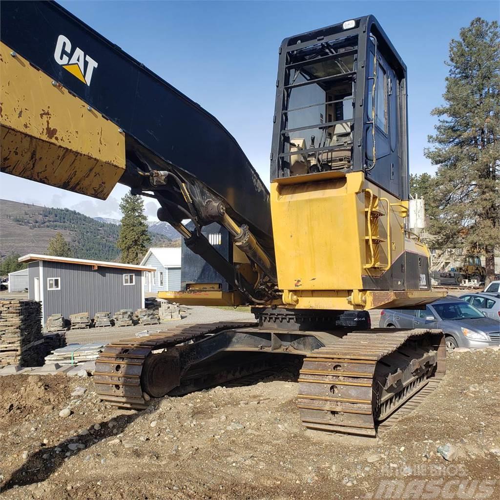 CAT 320BL Boomstamladers