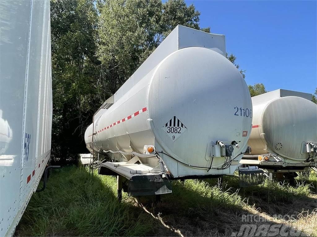 Fruehauf NON CODE 9000 GALLONS SINGLE COMPARTMENT Tankwagen