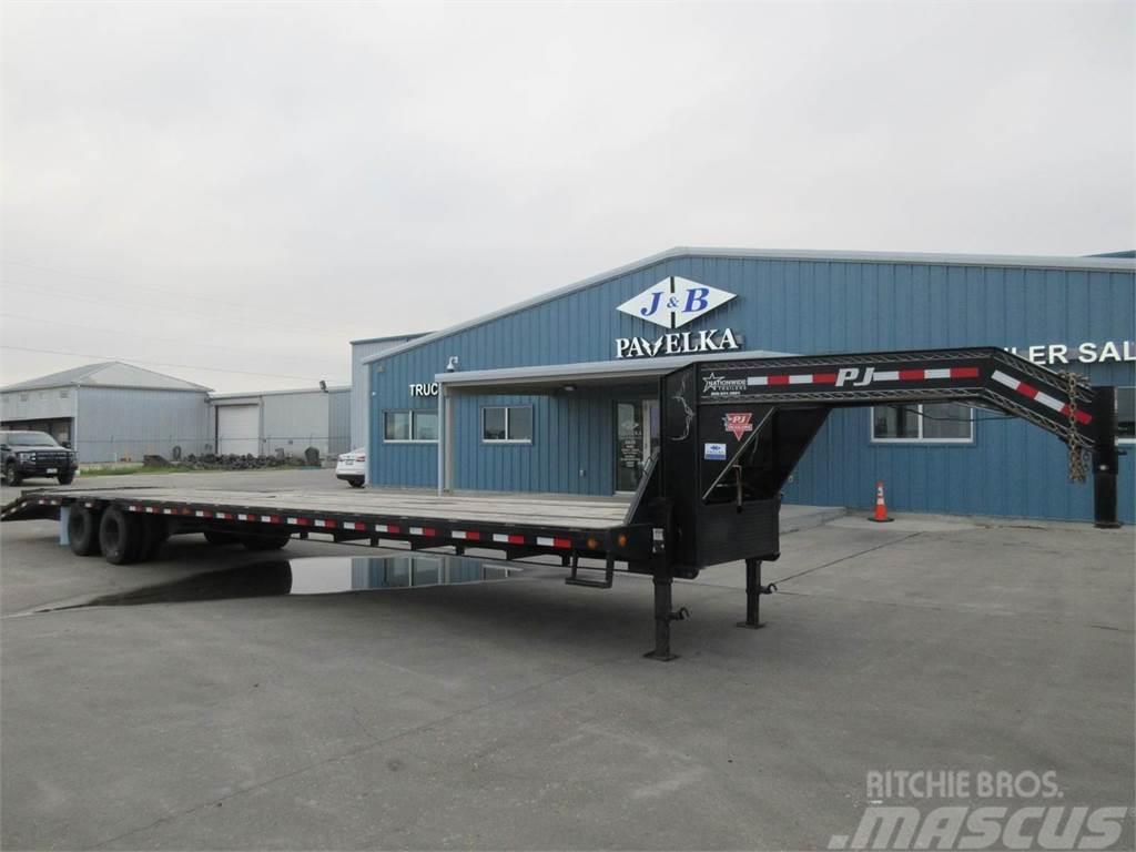 PJ Trailers 40' GOOSENECK 35'+5' DOVETAIL AND RAMPS Dieplader