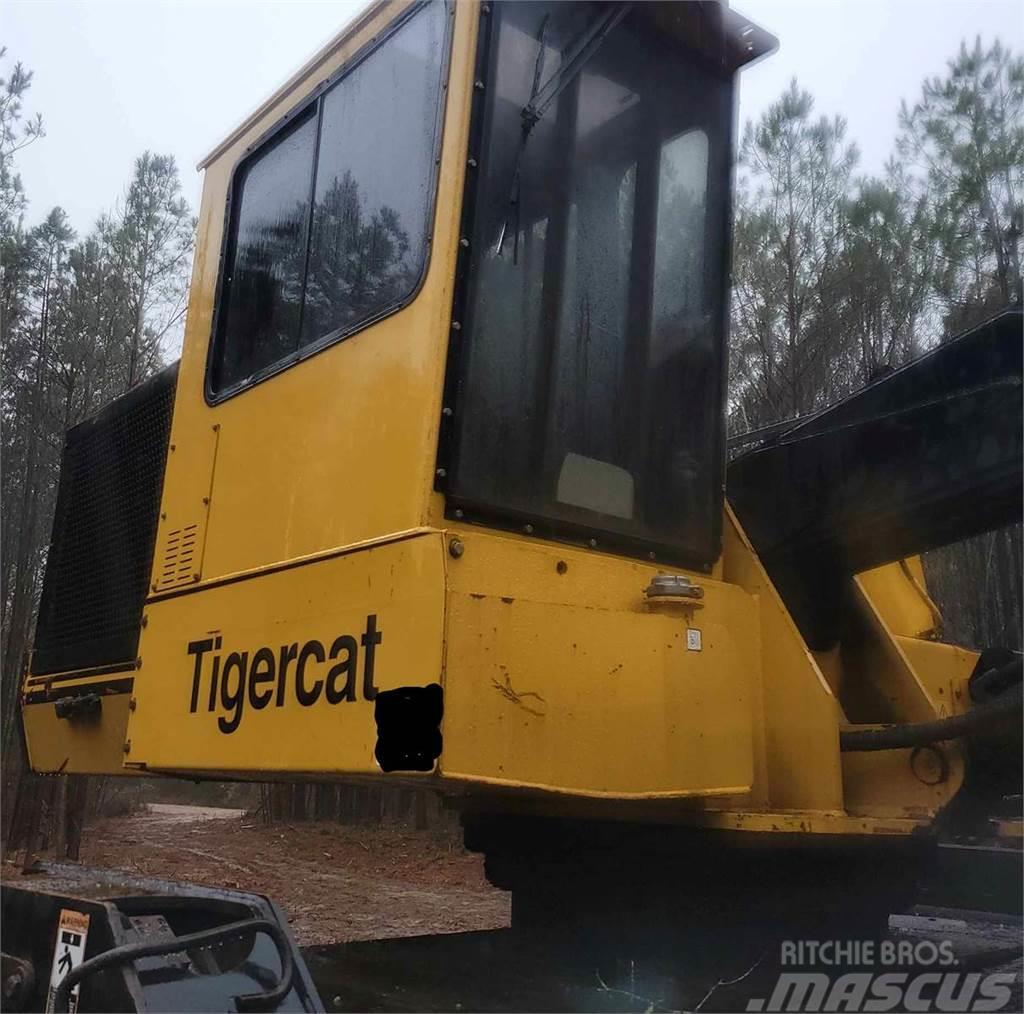 Tigercat 234 Boomstamladers