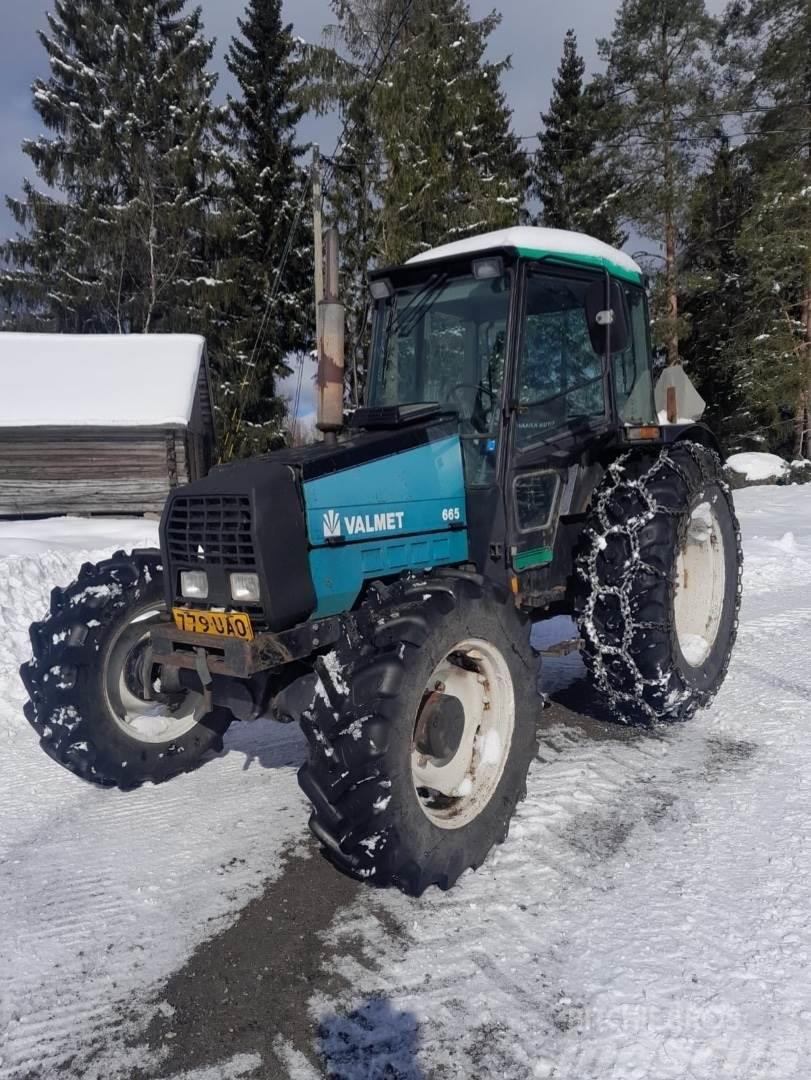 Valmet 665 4x4 Tractoren