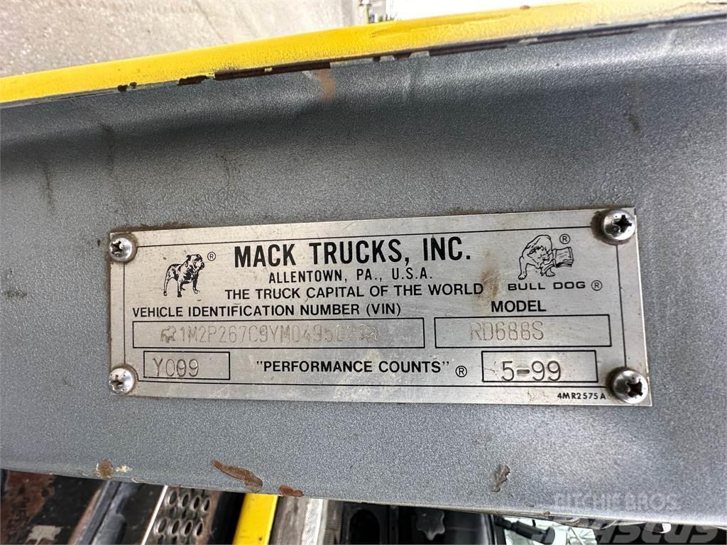 Mack RD688S Vuilniswagens