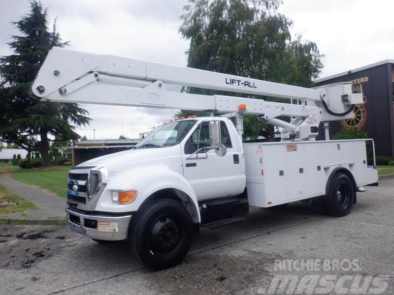 Ford F-750 Anders