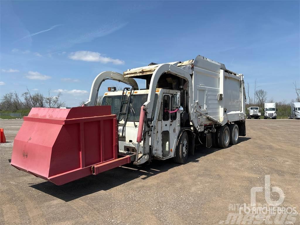  CRANE CARRIER CORP 6x4 COE Front Loader Front Load Vuilniswagens