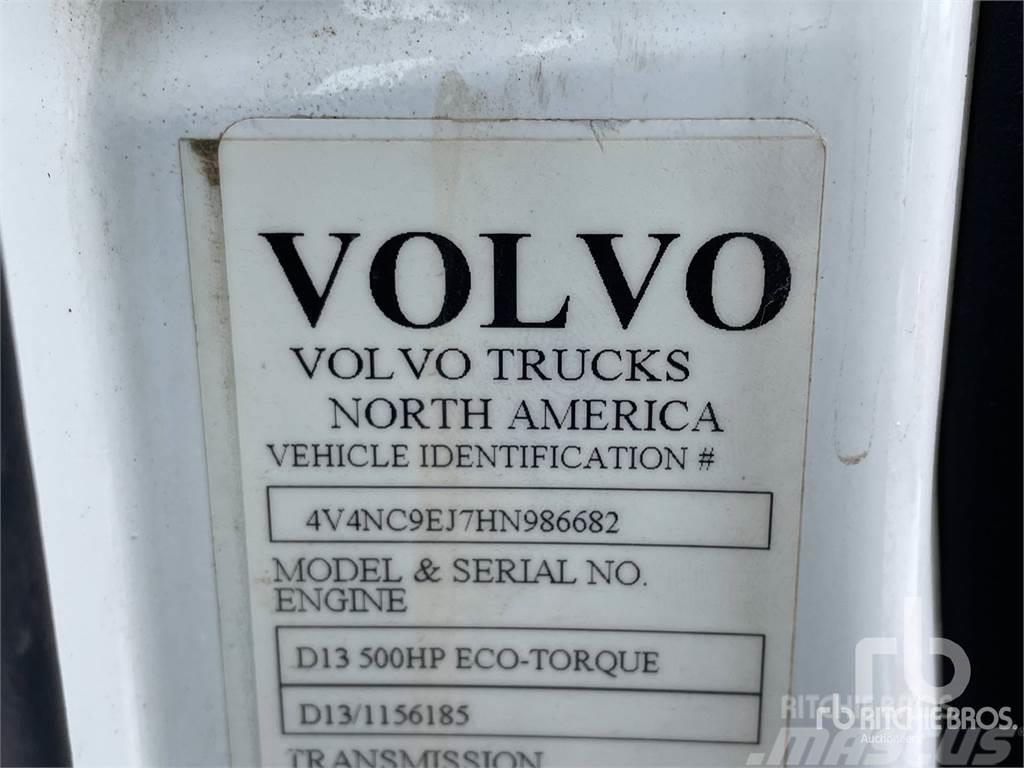 Volvo VNL760 Trekkers