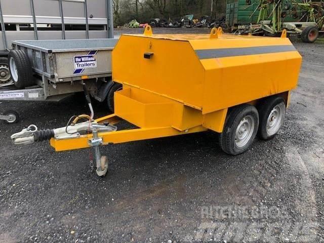 Chieftain TRAILERS 1000L Anders