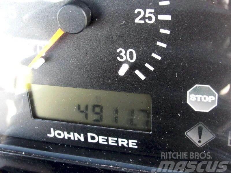 John Deere 6130 D Tractoren