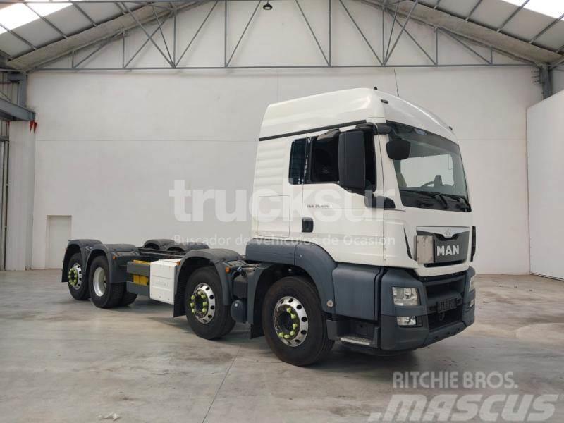 MAN TGS35.400 8X2*6 Chassis met cabine