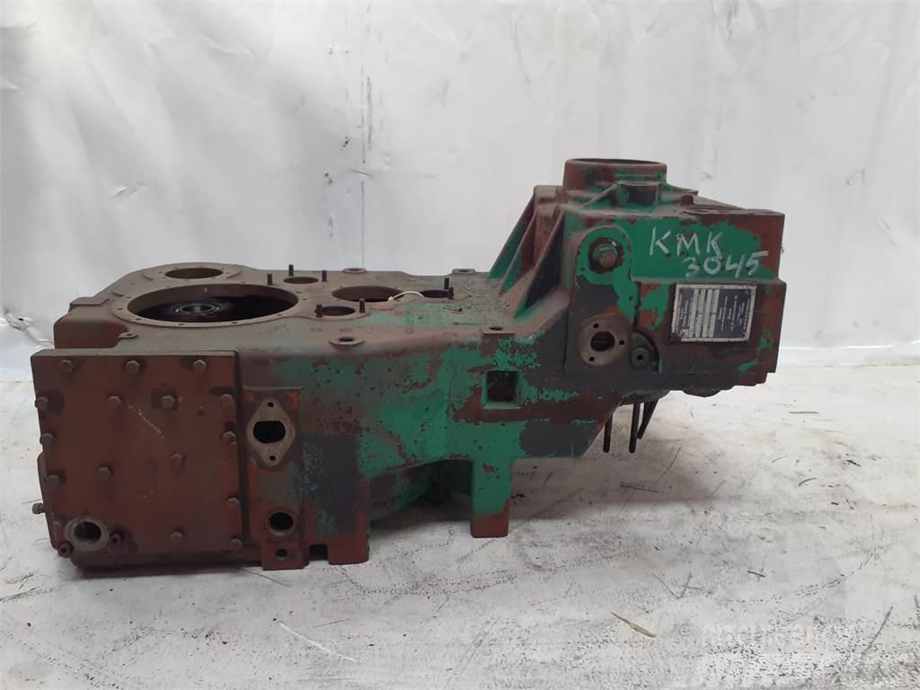 Krupp KMK 3045 gearbox ZF 6 WG 200 Transmissie