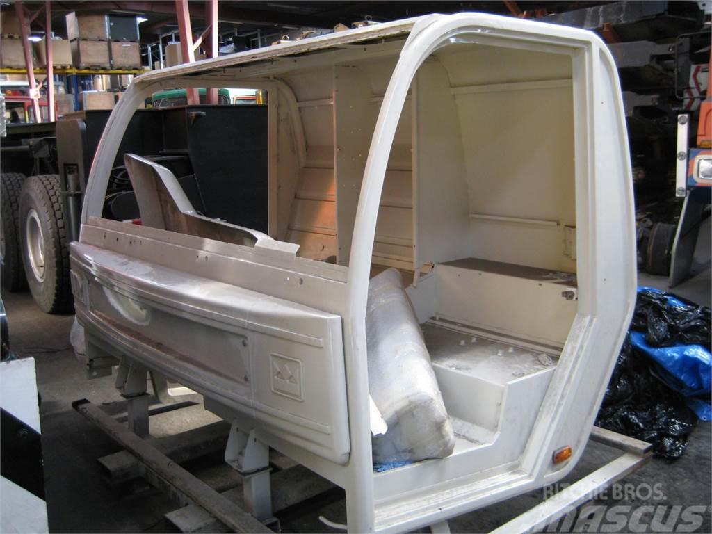 Terex PPM lower cabin Cabine en interieur