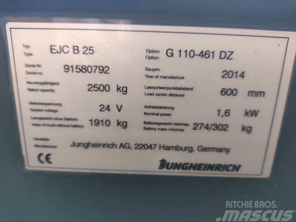 Jungheinrich EJC-B-25-G110-461 DZ Stapelaar meeloop